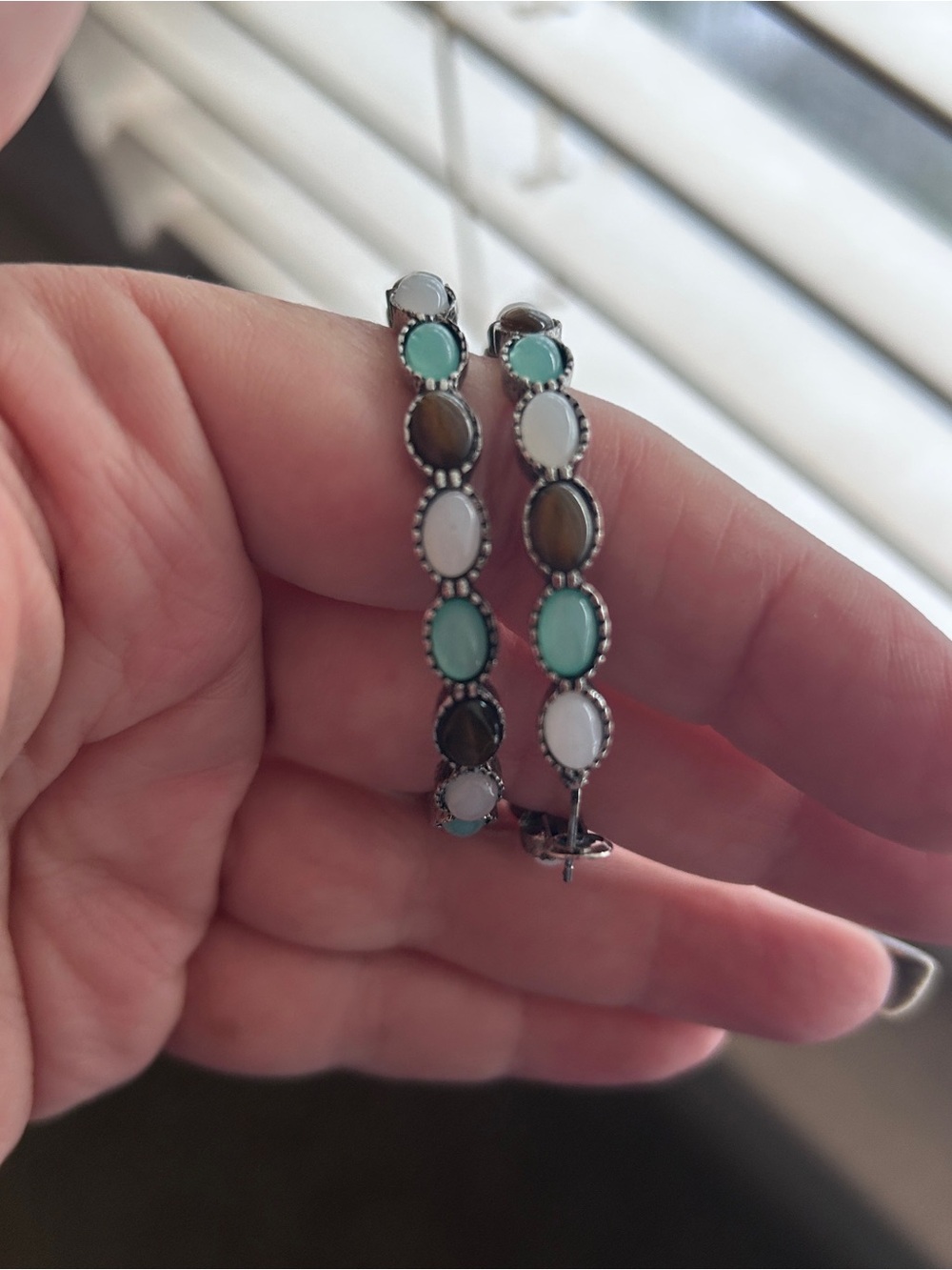 Vintage Amber, White Opal &  Turquoise Lg Hoop Earrings - Picture 4 of 7